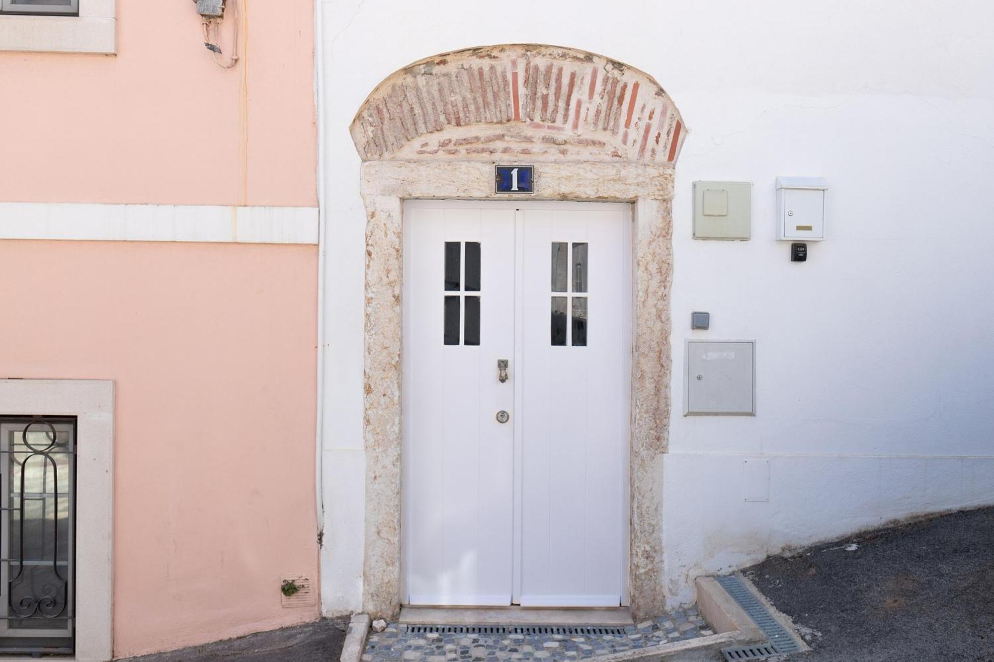 Classic Lisbon Homes: Bright & Central In Belem المظهر الخارجي الصورة